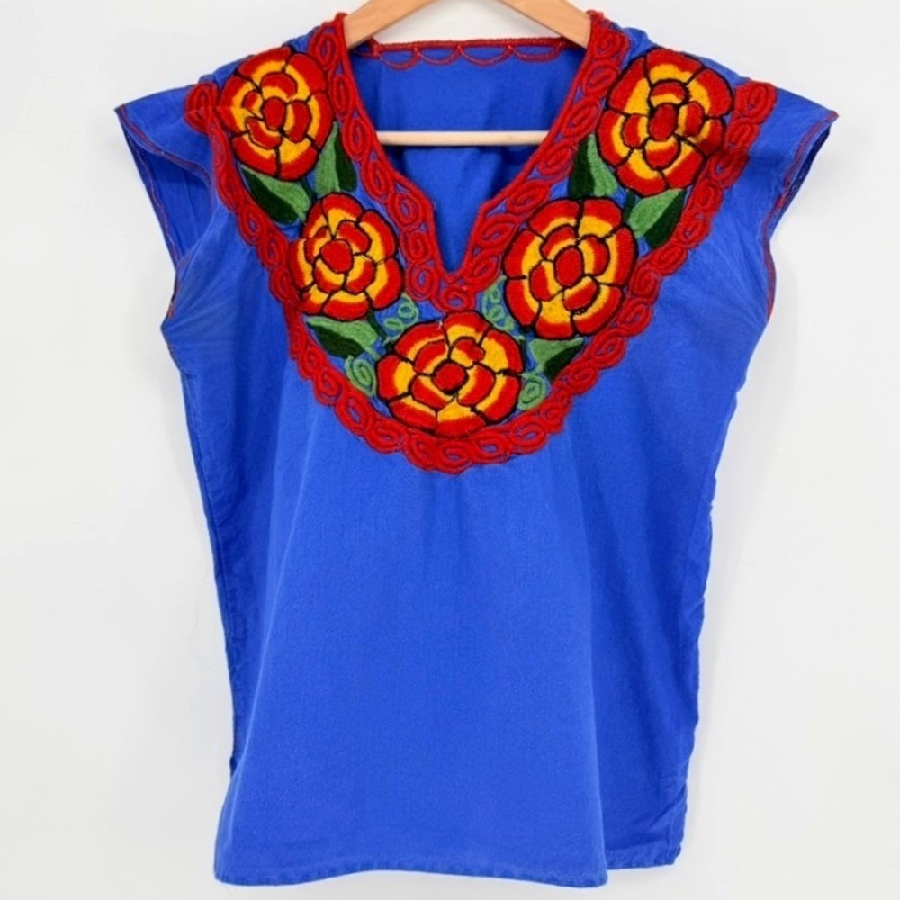 Handmade Mexican Floral Embroidered Huipil Blouse Blue Boho Peasant Top Womens